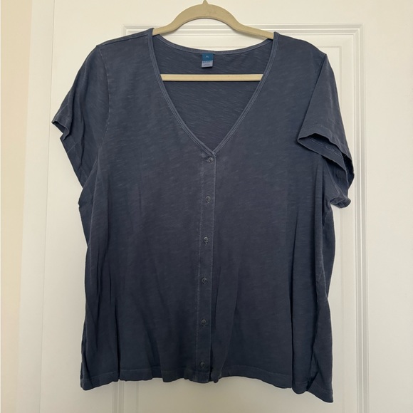 Old Navy Slub Knit V-Neck Button Up Short Sleeve Top - Picture 2 of 7